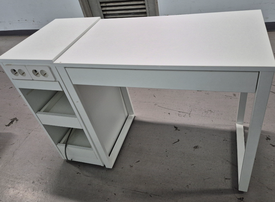 1인 네일 시술대