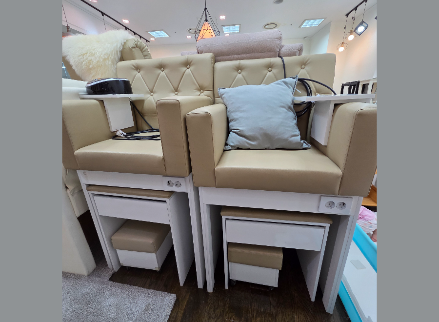 네일엔트리 패디의자 