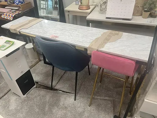 자체제작 그레이무늬 대리석 네일시술대